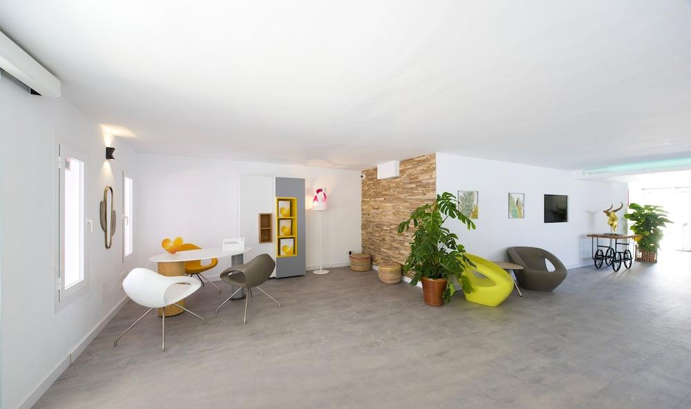 The Palm Star Ibiza - Adults Only Apartment San Antonio  Exterior photo
