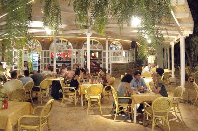 The Palm Star Ibiza - Adults Only Apartment San Antonio  Restaurant photo